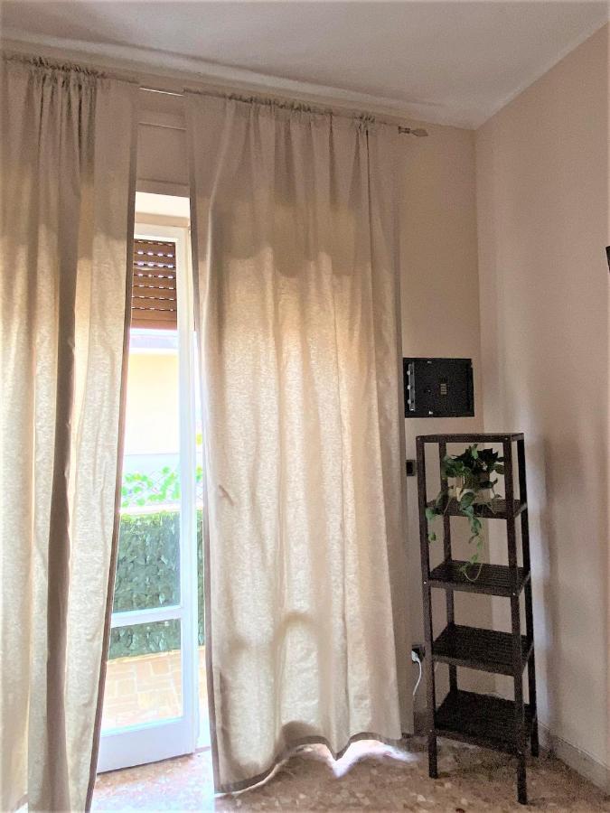 Casa Viola A 900 Mt Dalla Staz. Centrale Пескара Екстер'єр фото